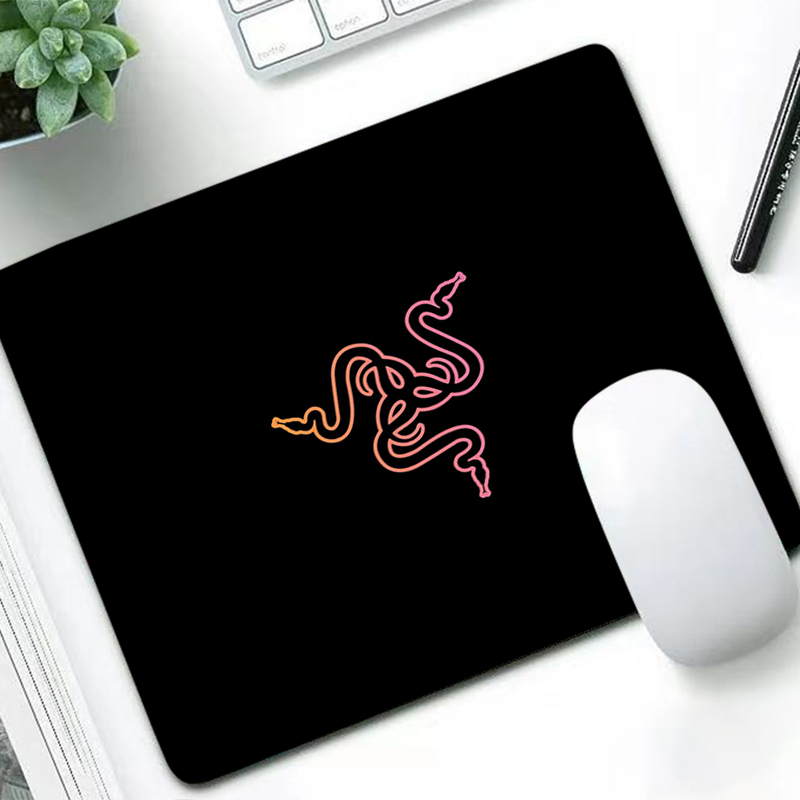 레이저 럭셔리 마우스 패드 애니메이션 게이머 데스크 매 - Laptop Accessories For Office 리뷰 및 가격